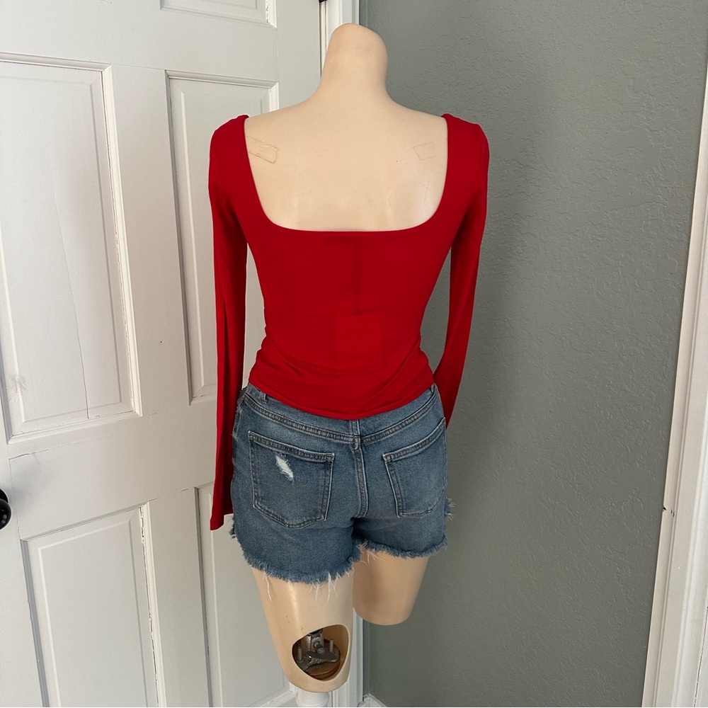 BERSHKA SQUARE NECK CROPPED LONG SLEEVE TOP - Picture 7 of 9